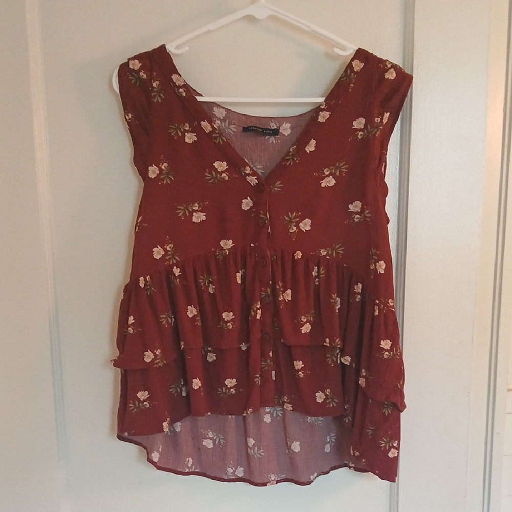 American Eagle Outfitters Flutter Sleeve Blouse